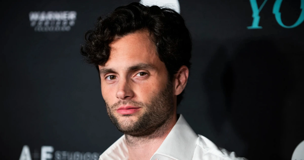 Penn Badgley Reveals He Can Now ‘Stare Forever’ – His Creepiest Acting Skill Exposed » Best 5 Picks Penn Badgley