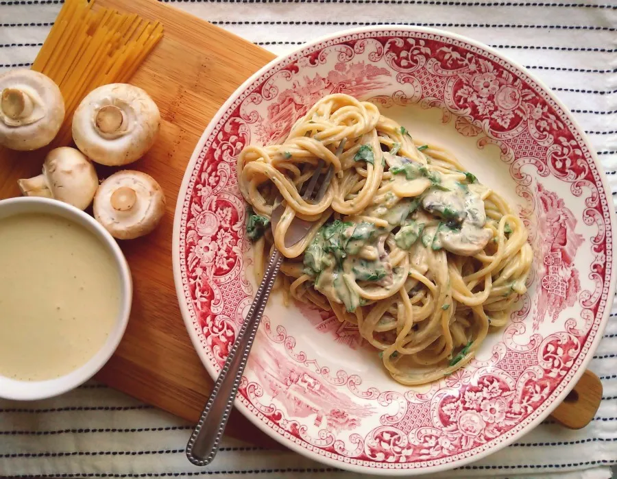 5 Trending Plant-Based Recipes People Are Searching For Today » Best 5 Picks Plant-Based Pasta with Cashew Cream